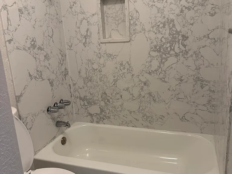 2521 Plantation Pl — Photo 5