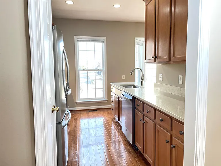 8203 Singleleaf Ln — Photo 6