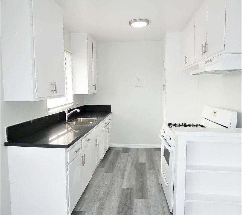 1st image of 2919 W 141st Pl APT 3