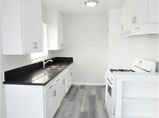 2919 W 141st Pl APT 3, Gardena, CA 90249