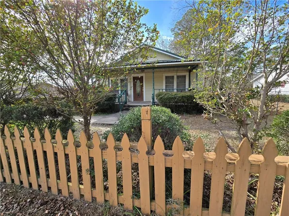 3845 Evans St, Waycross, GA 31503