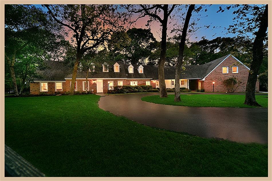 1st image of 17445 Pennridge Ln