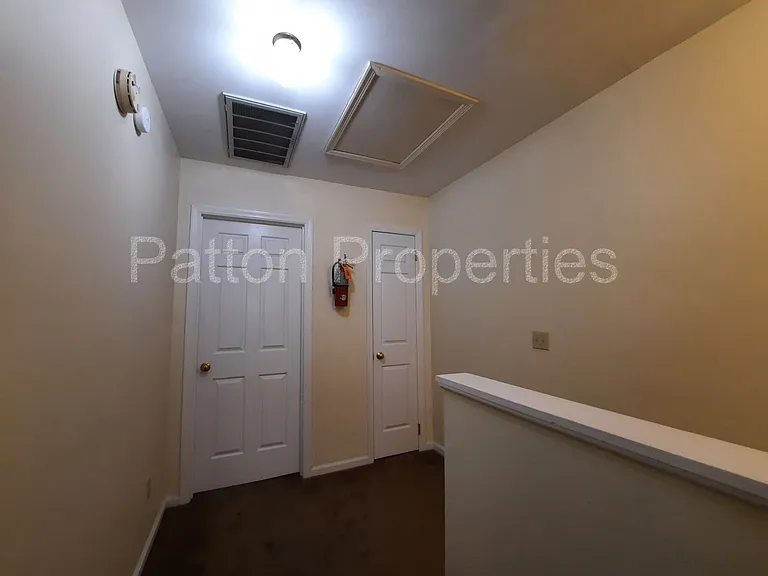 801 King St #G — Photo 10