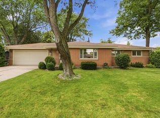 N88W18016 Christman ROAD, Menomonee Falls, WI 53051