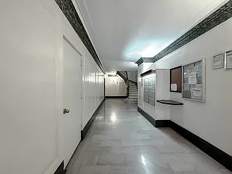 Rented by Manhattan Realty Group