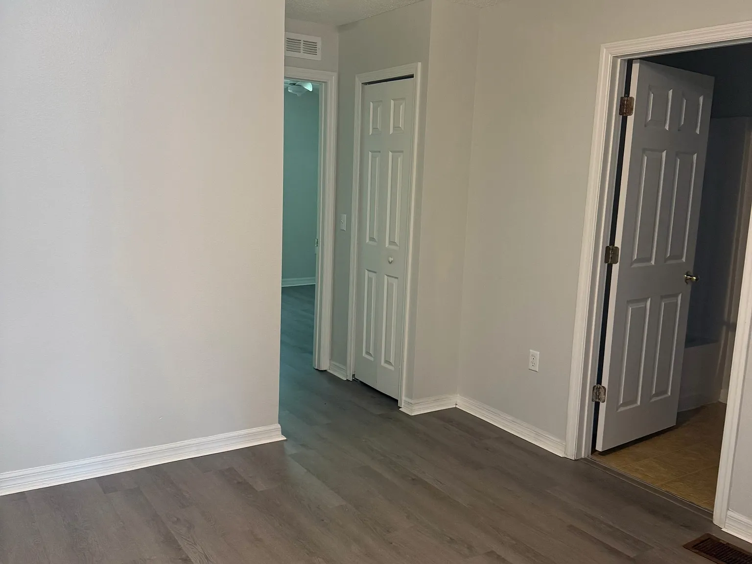 2714 Merrieweather Lane - 1 — Photo 3
