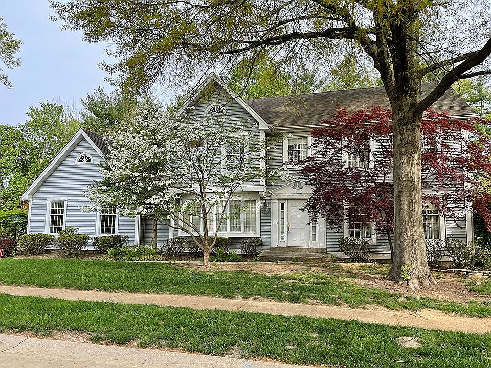 1st image of 243 W Manor Dr