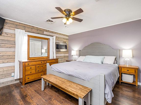 5th image of 2501 Mountain Dr