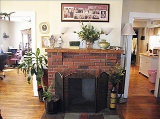 5th image of 255 W Hamilton St