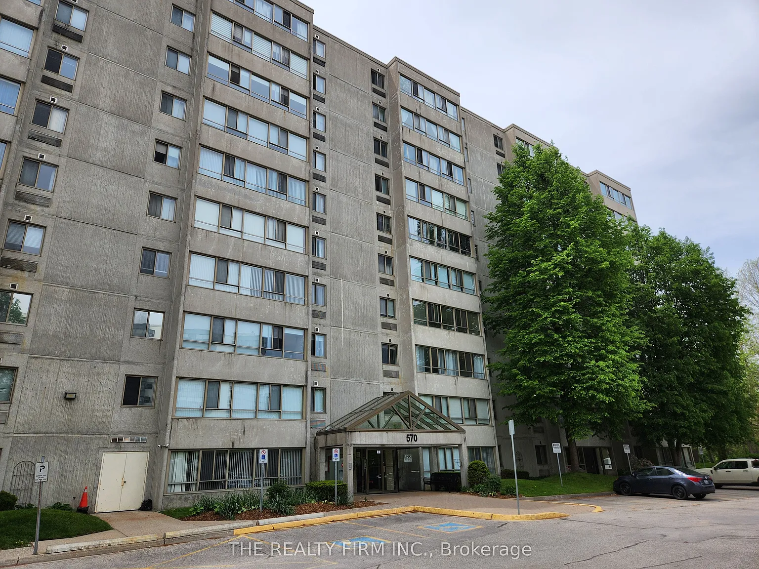 2 bed, $2,000 — Photo 2
