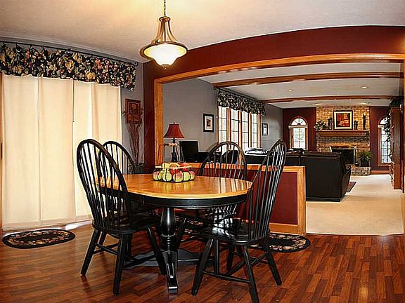5th image of 4948 Kilkenny Ct