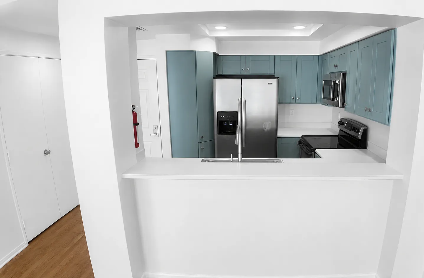 1 bed, 735 sqft, $2,700 — Photo 1