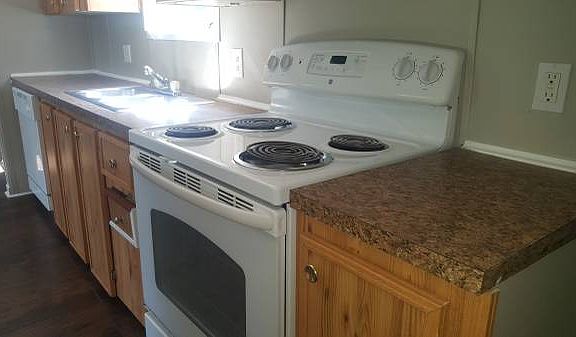 5th image of 9359 103rd St Lot 1