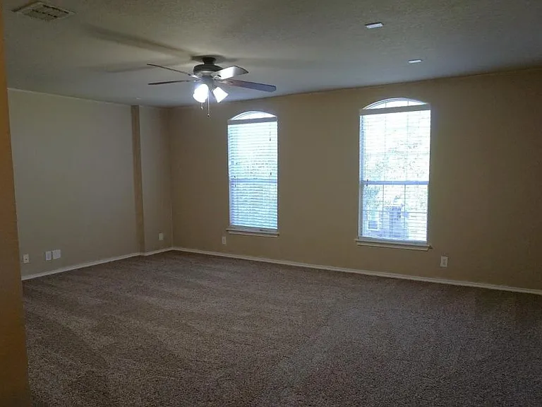 26610 Sparrow Rdg — Photo 19