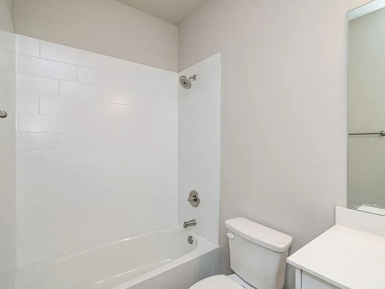 645 Fallow Dr — Photo 16