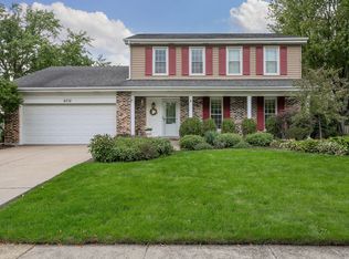 6712 Bunker Hill Cir, Downers Grove, IL 60516