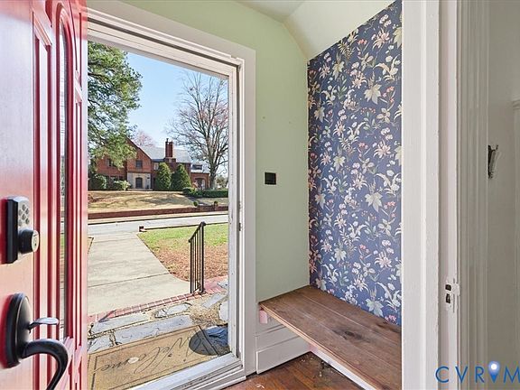 4th image of 1758 Monticello St