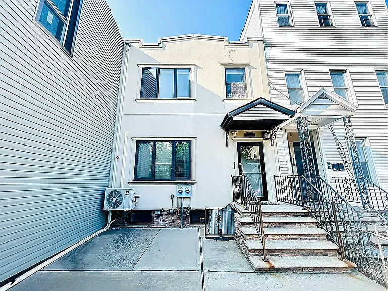 2415 Dean St #1 — Photo 17