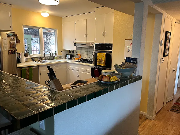 825 Rio Vista St — Photo 6