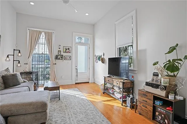 1809 Carondelet St #1809 — Photo 5