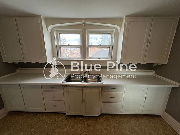 5th image of 236 W Young St Unit 2