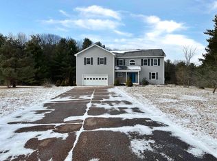 26 James Dr, Milton, VT 05468