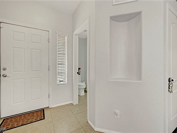 4th image of 640 Palm Wash Ln