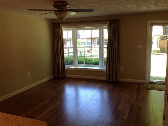 4th image of 128 S Virginia Ave