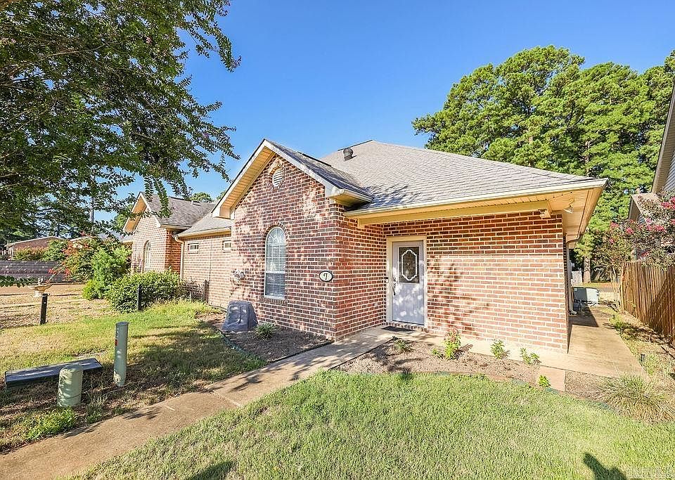 1st image of 7 Asbury Dr