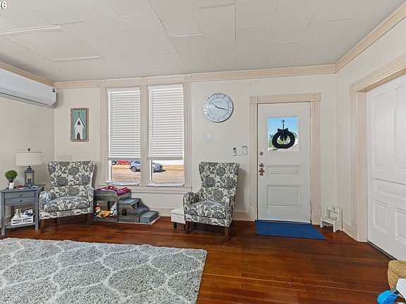 5th image of 326 N Dean St
