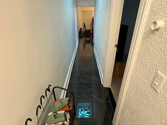 5th image of 109.5 Highland Ave #2