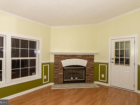 3rd image of 14500 Lake Central Dr