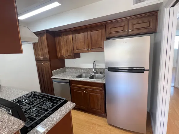 1543 Winona Blvd APT 6, Los Angeles, CA 90027