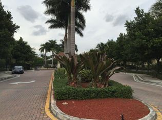 3249 NW 31st Ter, Oakland Park, FL 33309