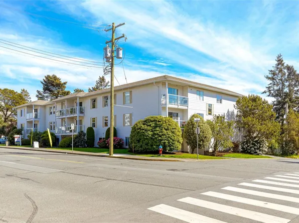 1351 Esquimalt Rd #103, Esquimalt, BC V9A 3R1