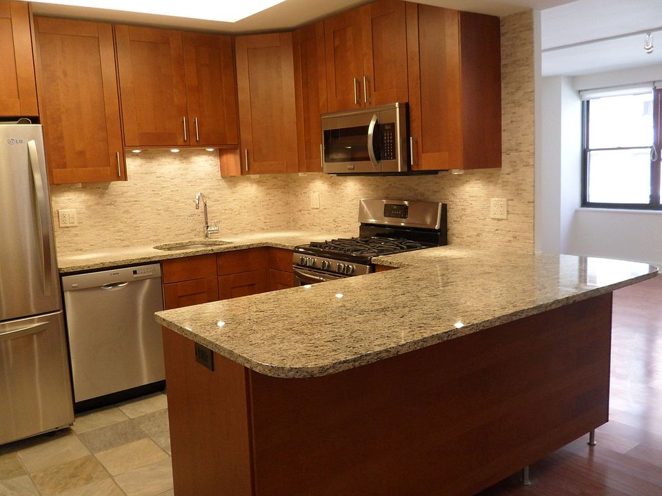 1st image of 850 N Dewitt Pl APT 6G