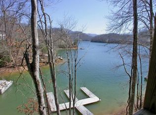 531 Indian Lake Rd, Topton, NC 28781
