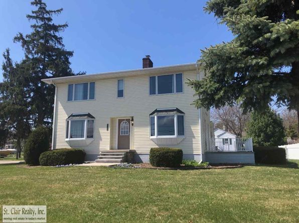 homes for sale in st clair mi