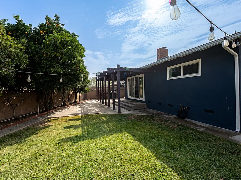 15015 Lindhall Way — Photo 22