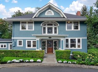 2029 SW Montgomery Dr, Portland, OR 97201