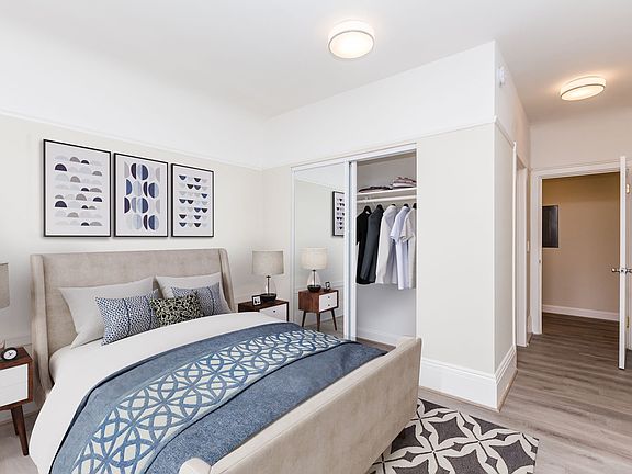 4th image of 1265 Washington St #7