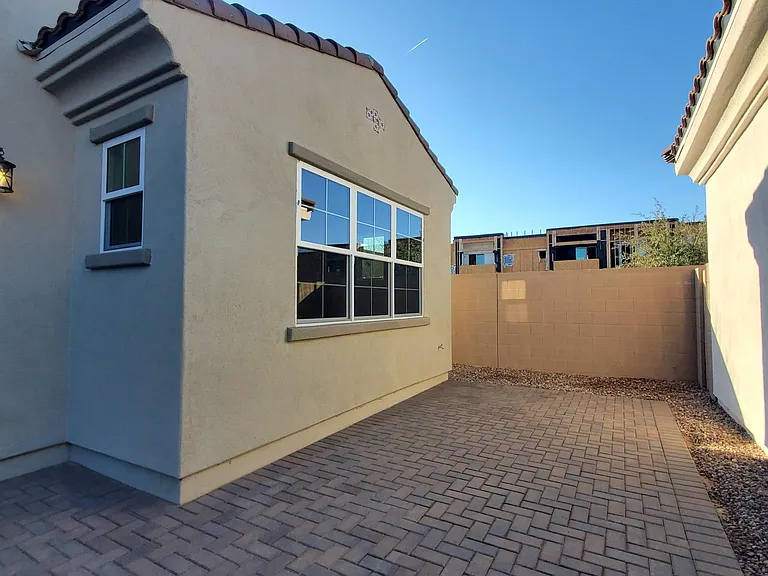 241 E Azalea Dr — Photo 26