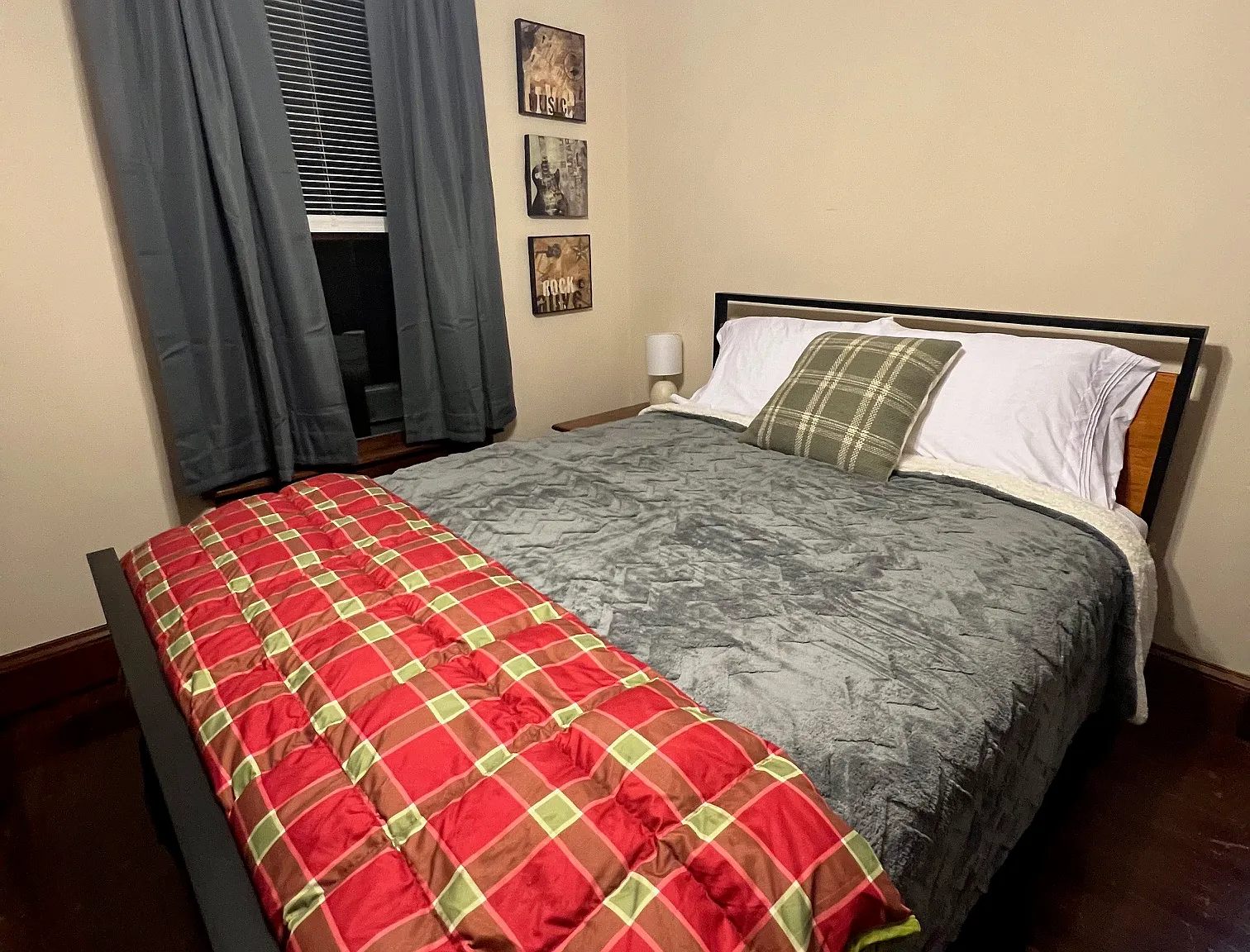 6 bed, 1952 sqft, $1,250 — Photo 4
