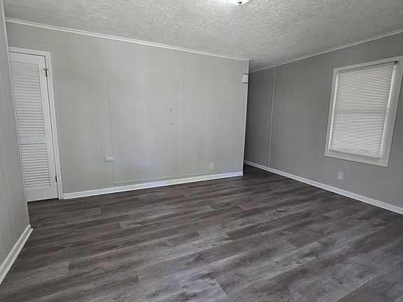 2nd image of 3645 Saturn Dr NW