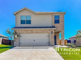 227 Drifter Dr, Newark, TX 76071