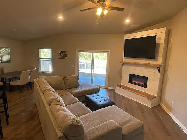 4670 Integrity Ct — Photo 4