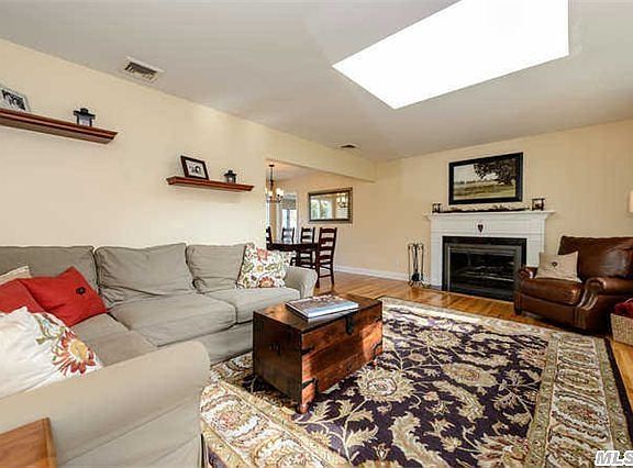 2nd image of 1 Vine Ln