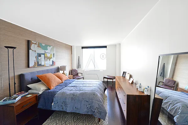 Rented by Peter Ashe | media 52