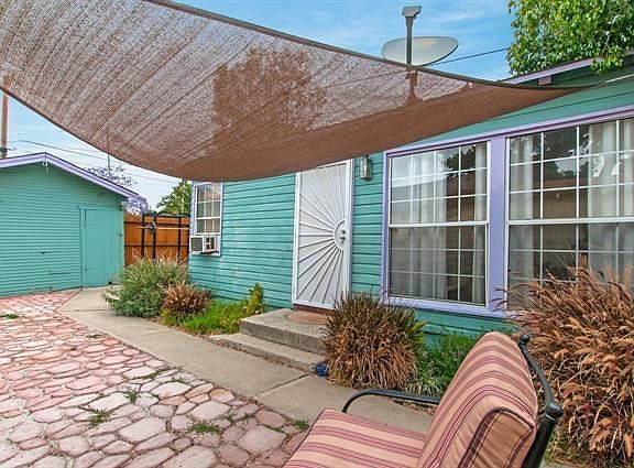 2nd image of 4828 Idaho St
