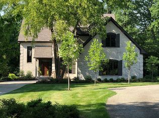 10040 Deer Run Cir, Fishers, IN 46037